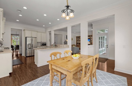 Mount Pleasant House | Fantastic 4-bedroom House in Adorable Mount Pleasant