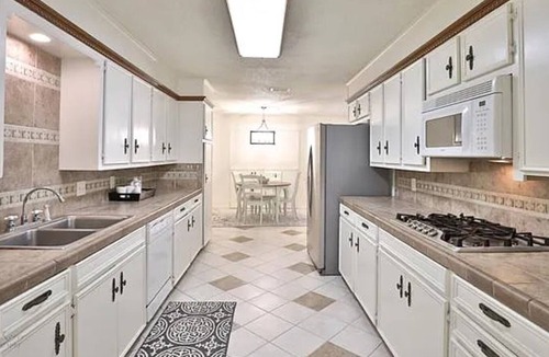 Abilene House | Fantastic 4-bedroom house in Abilene perfect for your getaway