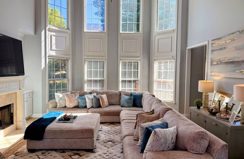 Lawrenceville House | Fantastic 5-bedroom house in charming Lawrenceville with AC
