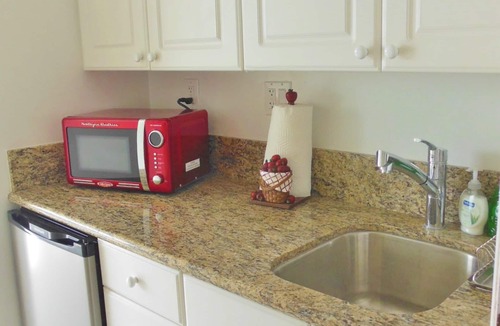 Waikiki Apartment | Fantastic Views, Prime Location, No resort fees, Wifi included