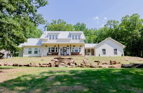 Hulbert House | Farm House