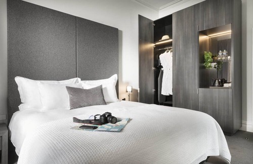 Irwinton Apartment | farmcity hotel