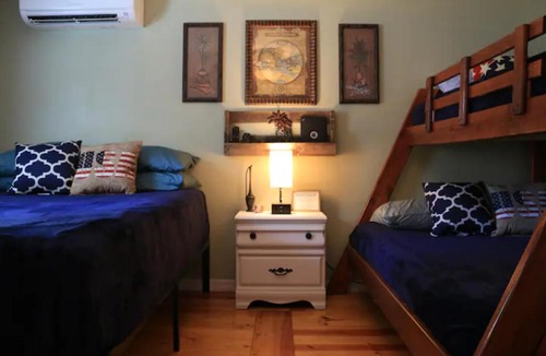 Connellys Springs House | Farmhouse Cabin in the Country