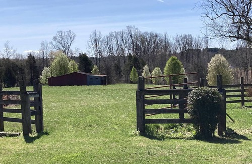 Mocksville Apartment | Farmhouse Charm in Historic Mocksville NC - a small town favorite.