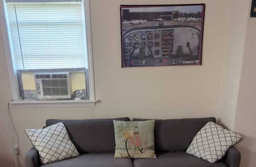 Ocracoke Apartment | FBO studio - 2BR 1B Cozy getaway spot, pet friendly