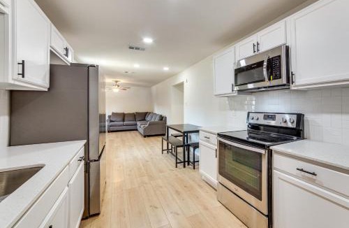 South Dallas - Fair Park House | Fenced-In Yard: Home < 5 Mi to Dtwn Dallas!