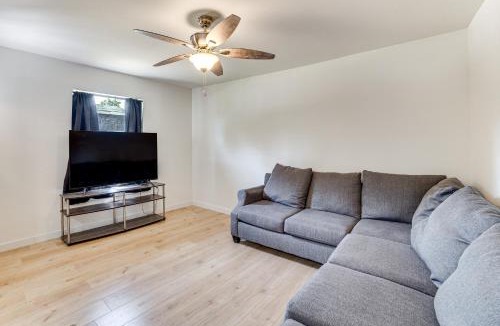 South Dallas - Fair Park House | Fenced-In Yard: Home < 5 Mi to Dtwn Dallas!