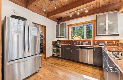 Arch Cape House | Fernhaven - Beachcomber Vacation Homes