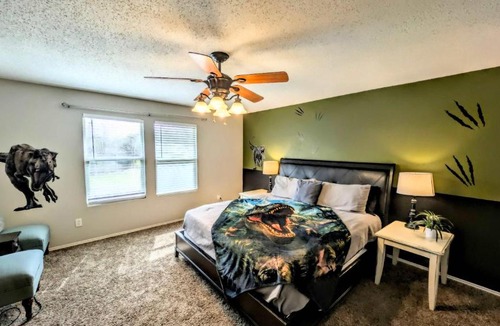 McKinney House | FIFA, Universal Kids, PGA, Pets, Remote Work