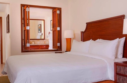 Ko Olina Resort | 𝐅𝐢𝐧𝐝𝐢𝐧𝐠 𝐌𝐞𝐢𝐥𝐢 Gorgeous Beachfront KoOlina Club Resort+ Amenities.1BR