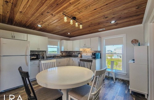 Ocean City Beach House | Fins Up - NEW Beachside Escape