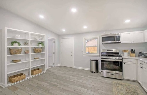 North Charleston House | Firefly Cottage Now Available!