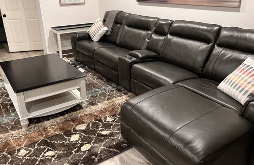 Vaught Condo | First floor! 2/2 Bed/bath w/ wi-fi! (Newly Renovated 2022! Open floor plan! )