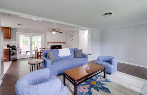 Colonial Beach House | Fish, Relax & Enjoy Lake Views: Colonial Beach Gem