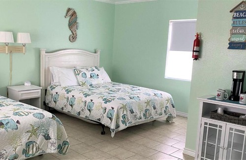 Cedar Lane Hotel | Fish Tail Inn