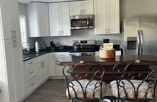 Morganton Apartment | Fisher Hill is an immaculate basement apartment with stunning views!