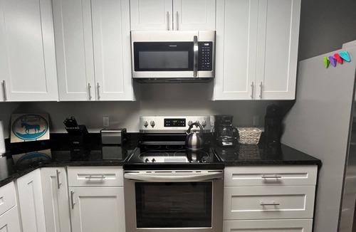 Morganton Apartment | Fisher Hill is an immaculate basement apartment with stunning views!