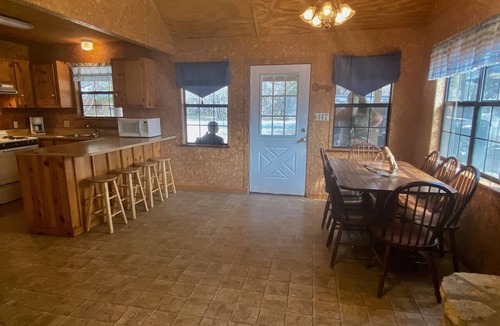Sabinal Cabin | Float 2 Cabin! Comanche Crossing, Private River Access, Near Music Venues!