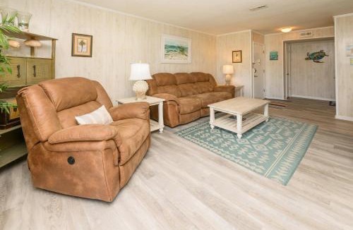 Surfside Beach House | Floral Villa E17
