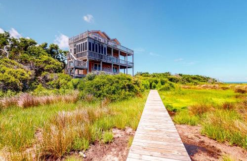 Brigands' Bay House | FOBB78 Brooks Island Refuge #78-F