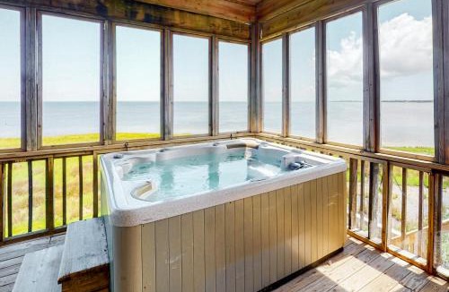 Brigands' Bay House | FOBB78 Brooks Island Refuge #78-F