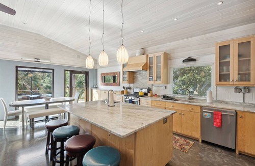 Folly Beach Hotel | Folly Vacation 620 Three Bedroom Home, one block to the beach and pet friendly