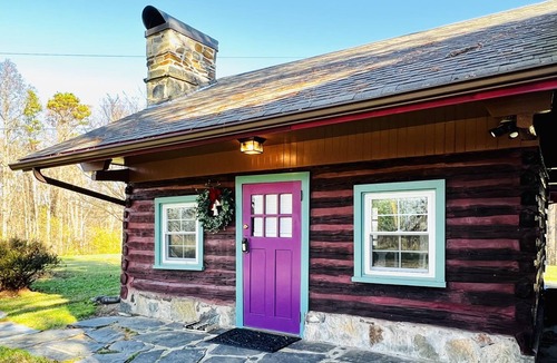 Wilkesboro Cabin | Forest Cabin