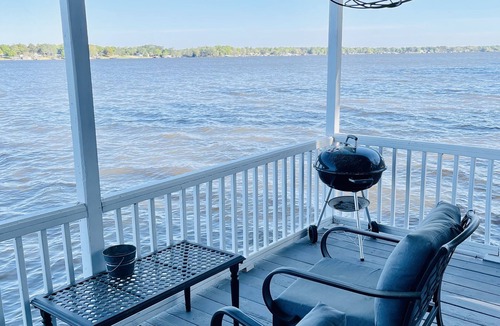 Cobb House | “Forever Young” Lake Blackshear Main Lake Amazing Views