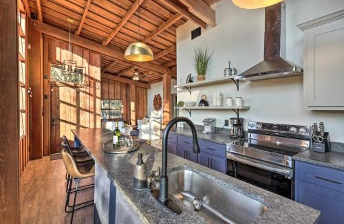 Fort White House | Fort White Retreat: Deck & River Access!