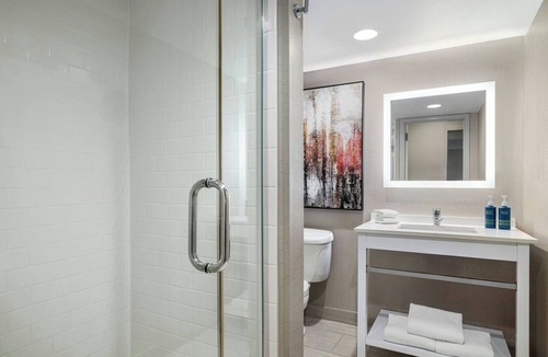 Huntersville Hotel | Four Points by Sheraton Charlotte - Lake Norman