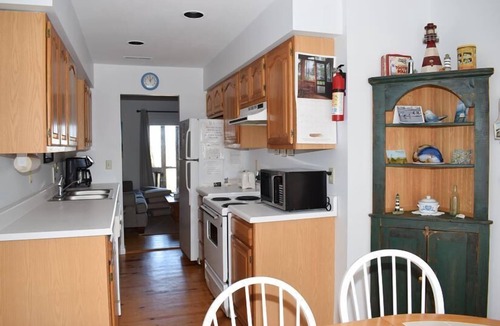 Chincoteague House | Fowling View | Townhouse w/Pier, Crabbing Dock & Sunset Views