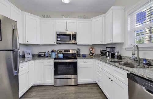 Myrtle Beach House | Free Arcade Games 3 bedrooms in Cozy retreat in the heart of MB