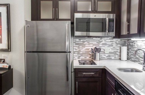 Jacksonville Apartment | Free Breakfast. Outdoor Pool. Shared BBQ. Great for Business Travel.