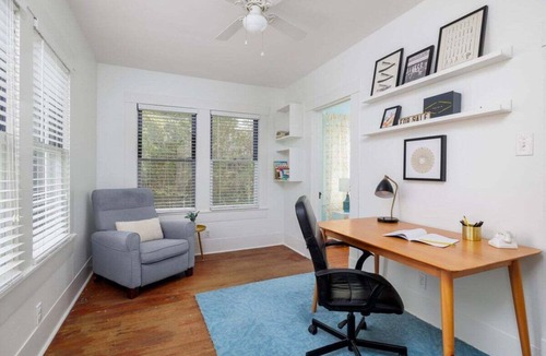 Hyde Park House | Free Parking, Walk to Food - Pastel