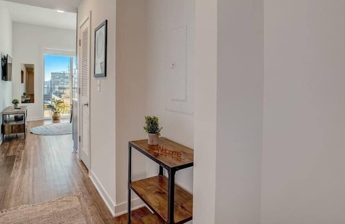 Avondale Apartment | Frontdesk | Beautiful Studio Apt