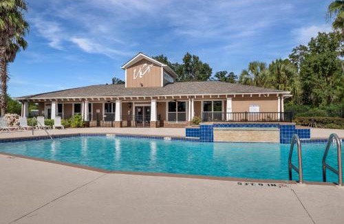 Tallahassee House | FSU Home Base! Poolside Retreat 3 Mi to Campus