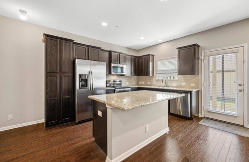 Leander House | Fully Equipped 2BR Home Walkable to Whole Foods