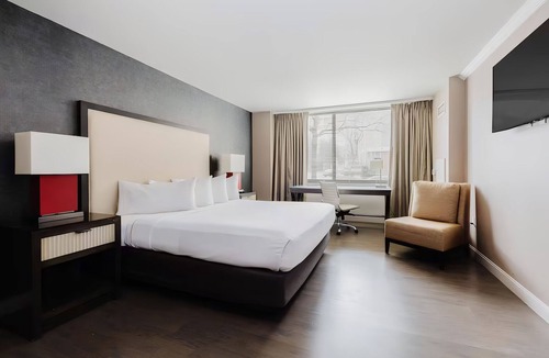 West End Apartment | Fully Equipped Apartment w/Kitchen | Close to Lincoln Memorial & White House
