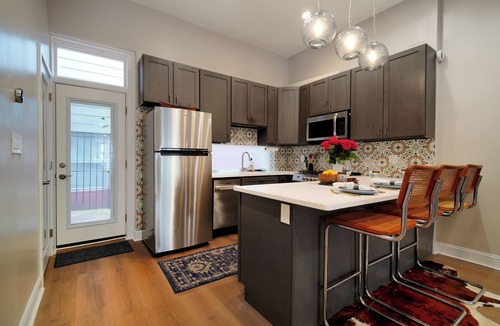 Stanton Park Apartment | Fully furnished corporate loft on Capitol Hill