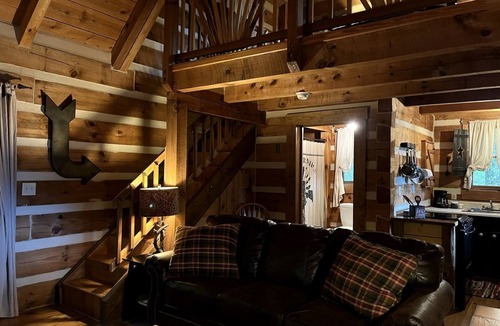 Old Town Cabin | Galax Getaways in This Cozy Cabin with Hot Tub and Breakfast Included, Perfect for Some Down-Time in Virginia