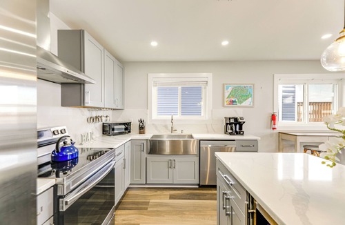 Ocean Pines Cottage | Game Room! Waterfront Group Haven in Ocean Pines