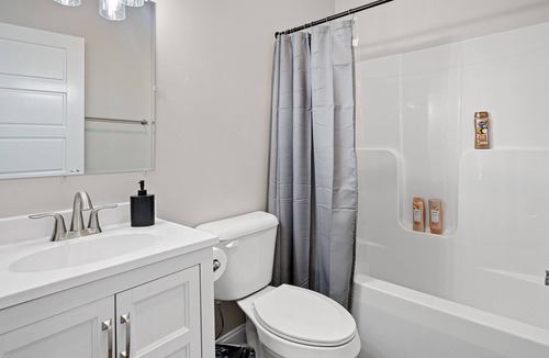 Gastonia House | Gastonia Charmer!