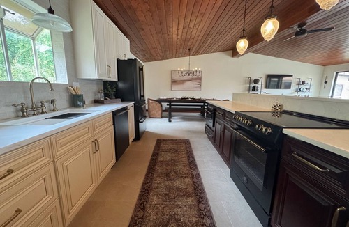 Hudson Bend House | Gated Lakefront villa with pickleball court, fire-pit, stunning views, and more!
