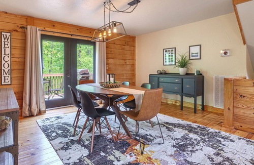 Rutherfordton Cabin | Gateway Getaway- Pet Friendly , Private Cabin with Hot Tub & Firepit!