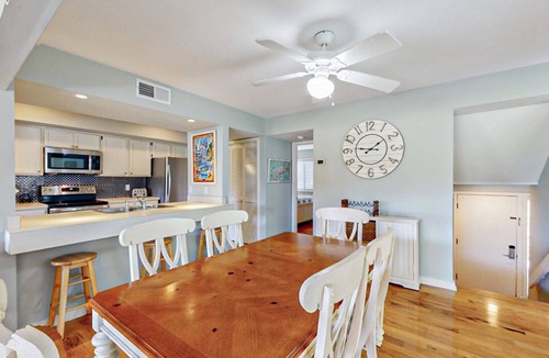 Palmetto Dunes Villa | George Fazio Golf Course Views with Updated Bathrooms!