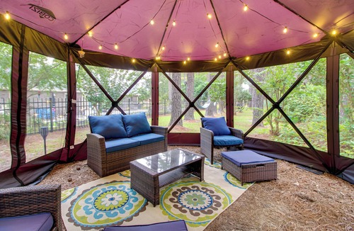 Dover House | 'Georgia's Nature Retreat' on Old Mill Pond!