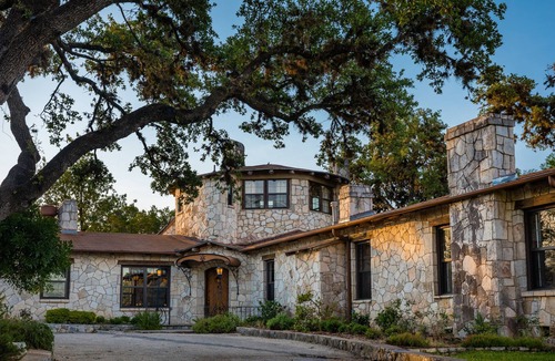 Hunt House | Get away at Mo-Ranch!