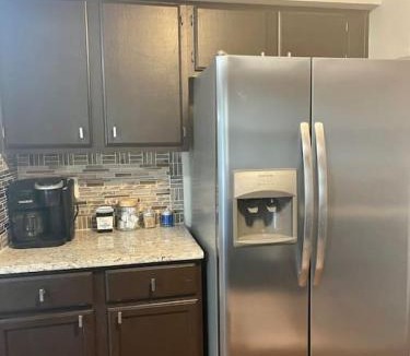Snellville House | Getaway Home, Huge Yard and Smart TVs in All Rooms