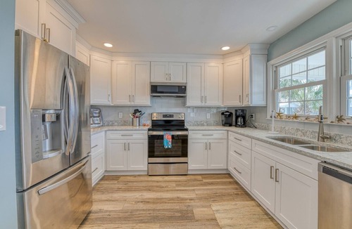 Garden City House | Glad Tidings - Six Bedroom, Four Bath Inlet-Front Beach Home