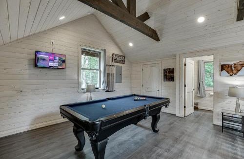 Cleveland House | Gold Peak Treehouse Near Helen, Georgia